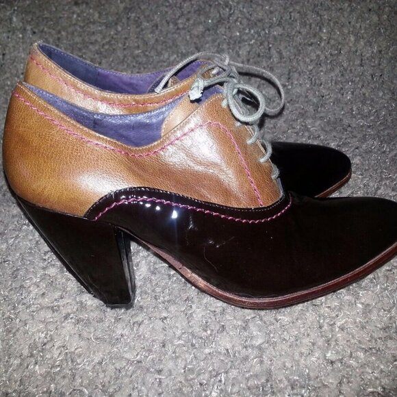 TRUE RELIGION-Patent Leather Oxford Booties-Handmade-Browns-Sz 6-Excellent - Picture 4 of 7